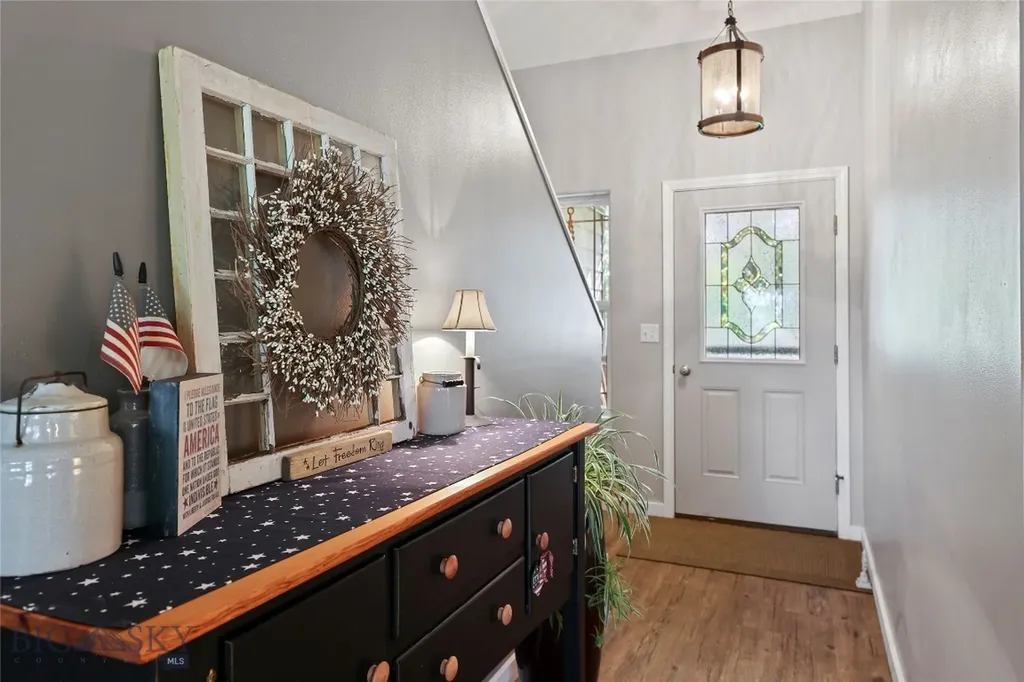 325 Mactavish Lane Belgrade MT 59714