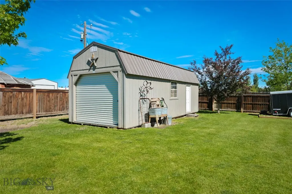 325 Mactavish Lane Belgrade MT 59714