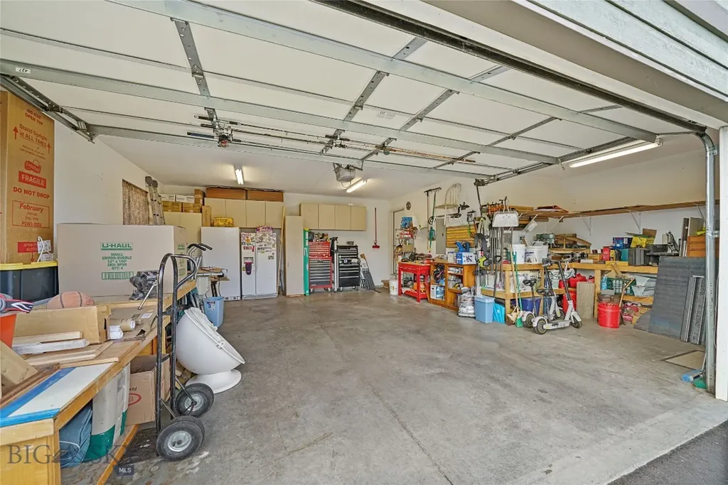 325 Mactavish Lane Belgrade MT 59714