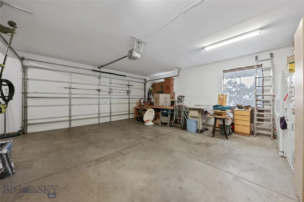 325 Mactavish Lane Belgrade MT 59714