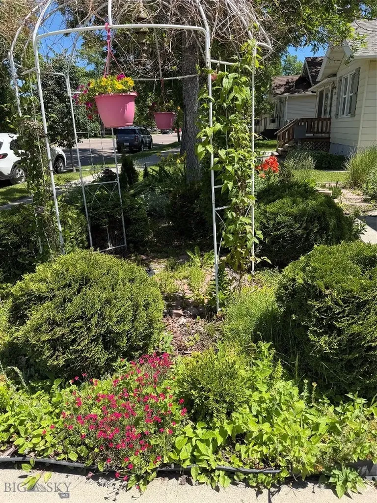 2116 8th Avenue N Great Falls MT 59401