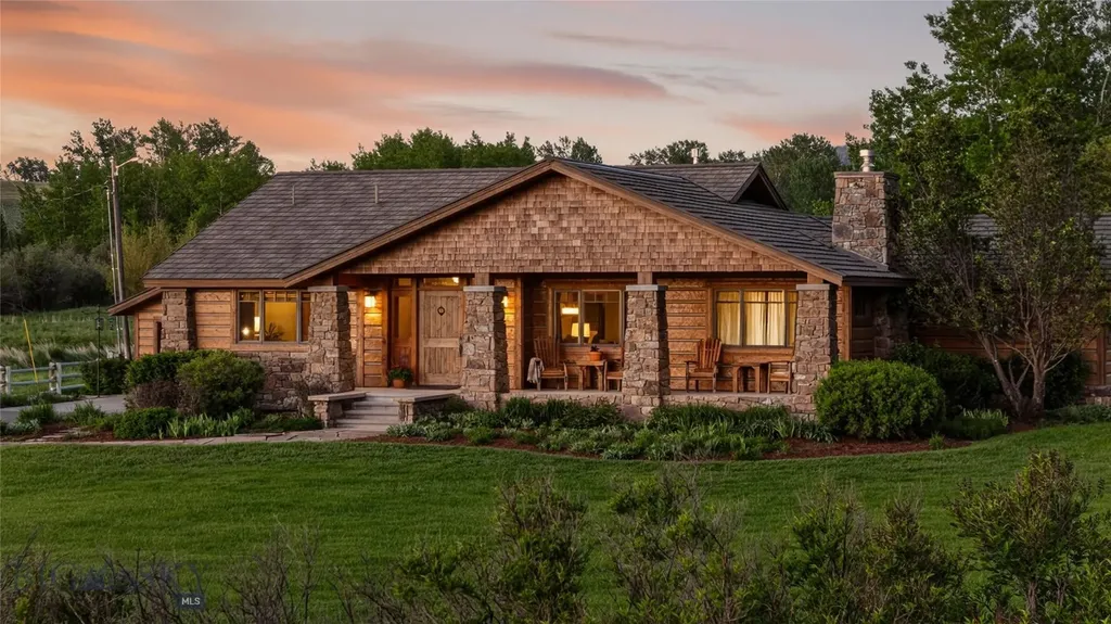 2081 Little Bear Road Gallatin Gateway MT 59730