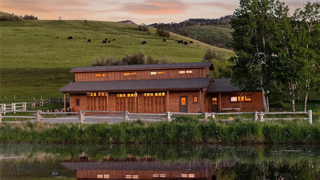 2081 Little Bear Road Gallatin Gateway MT 59730
