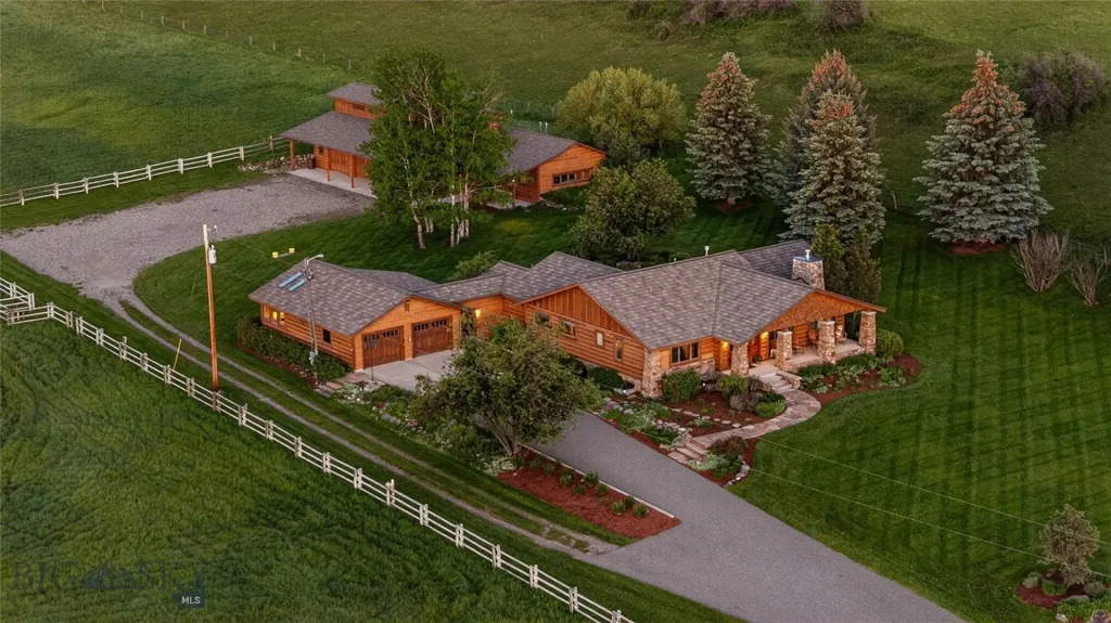 2081 Little Bear Road Gallatin Gateway MT 59730