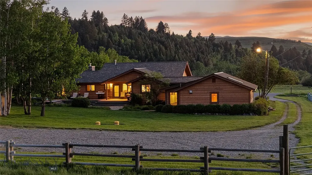 2081 Little Bear Road Gallatin Gateway MT 59730