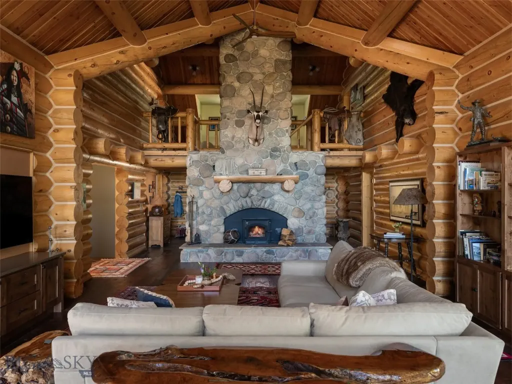 1993, 1995 Bear Canyon Road Bozeman MT 59715