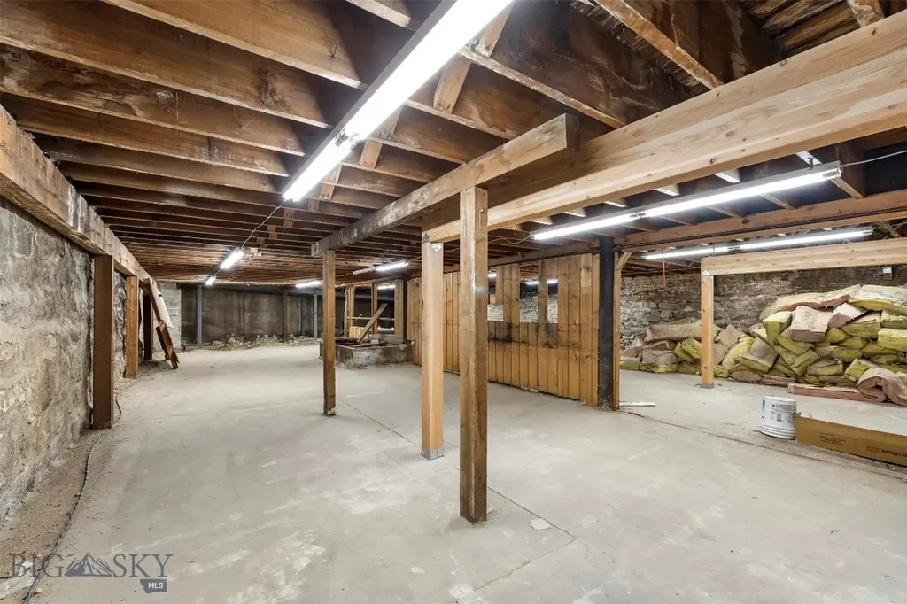 125 S Main Butte MT 59701
