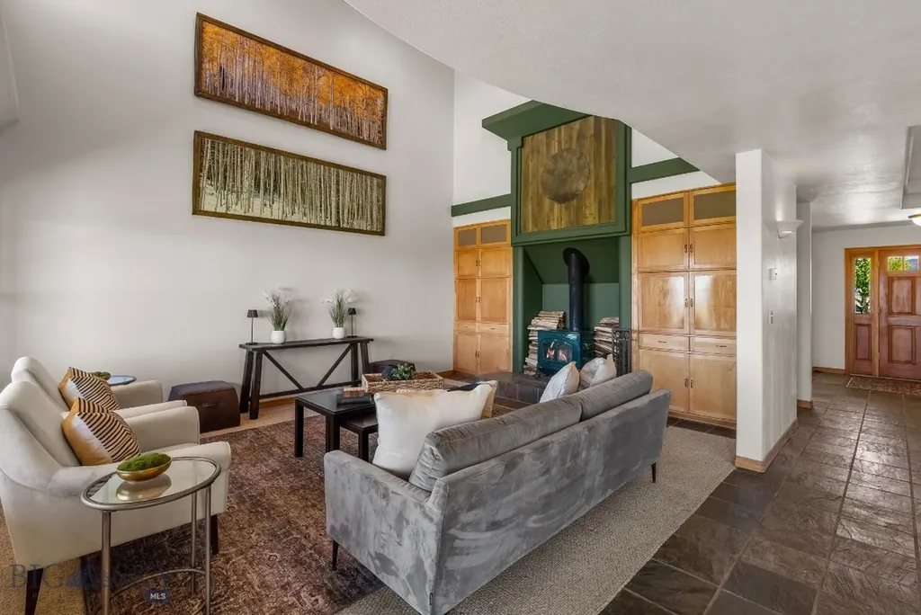 155 Hawthorn Lane Bozeman MT 59715