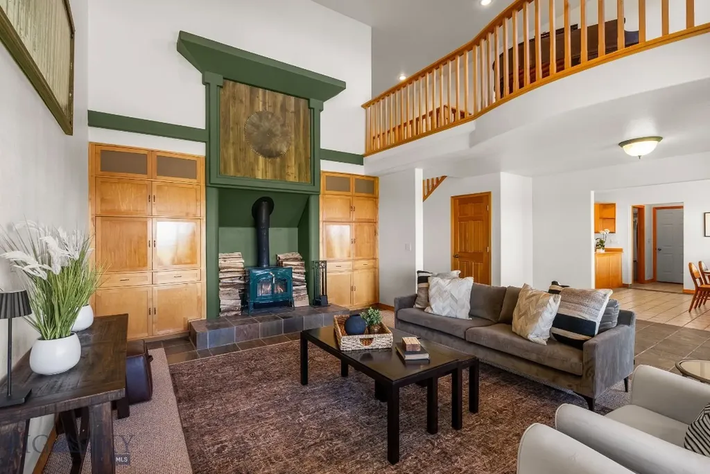 155 Hawthorn Lane Bozeman MT 59715