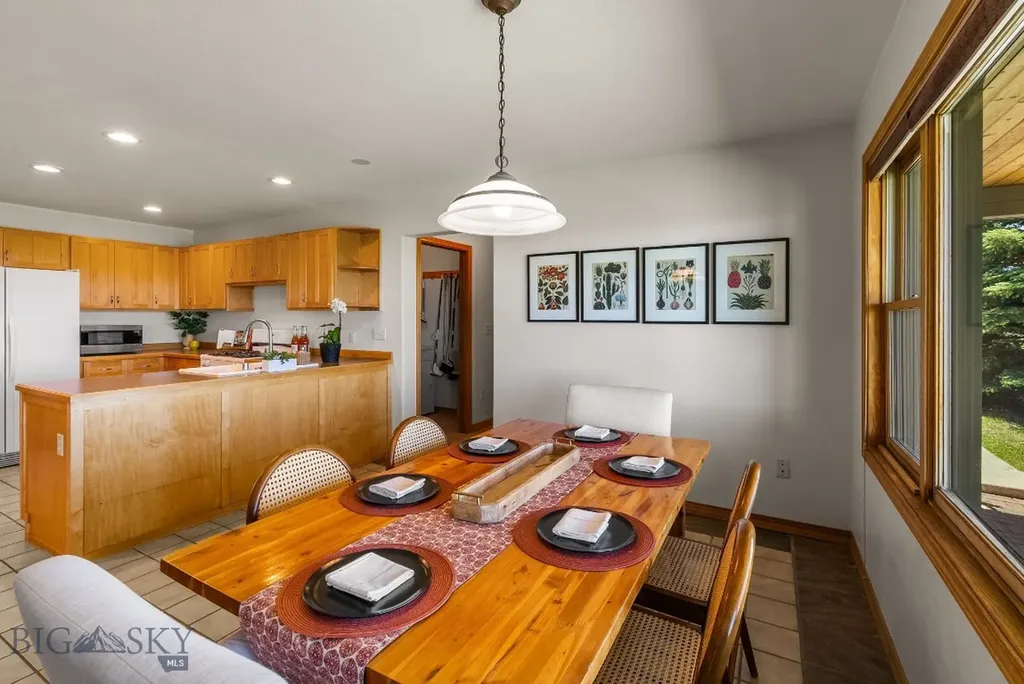 155 Hawthorn Lane Bozeman MT 59715