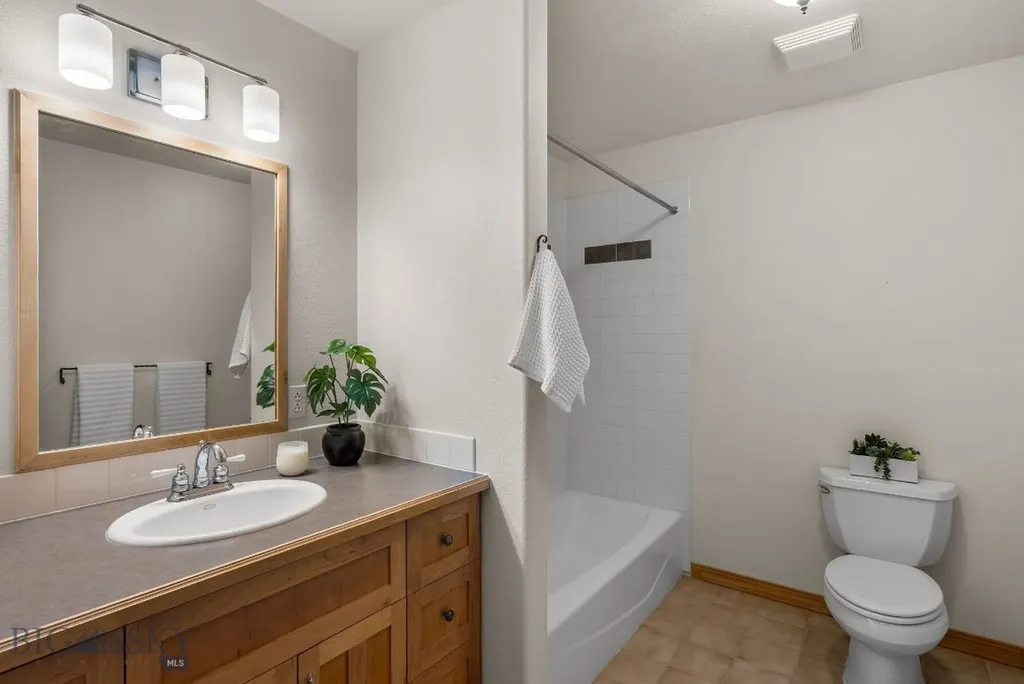 155 Hawthorn Lane Bozeman MT 59715