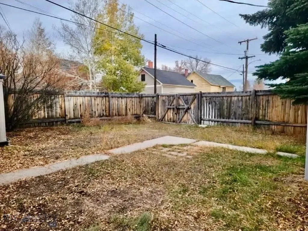 333 S Pacific Dillon MT 59725