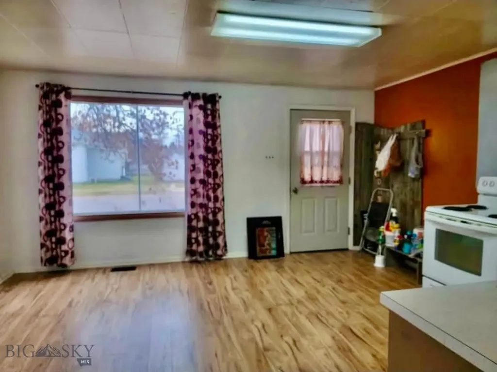 333 S Pacific Dillon MT 59725