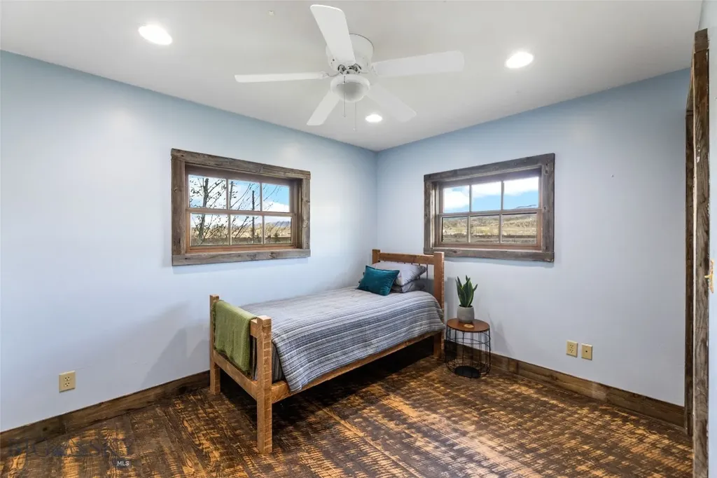 11111 Juniper Three Forks MT 59752