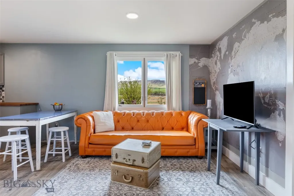 11111 Juniper Three Forks MT 59752