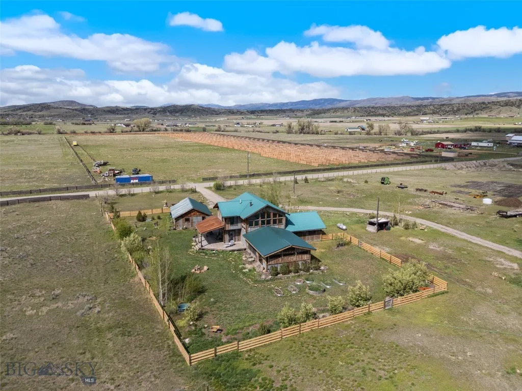 11111 Juniper Three Forks MT 59752