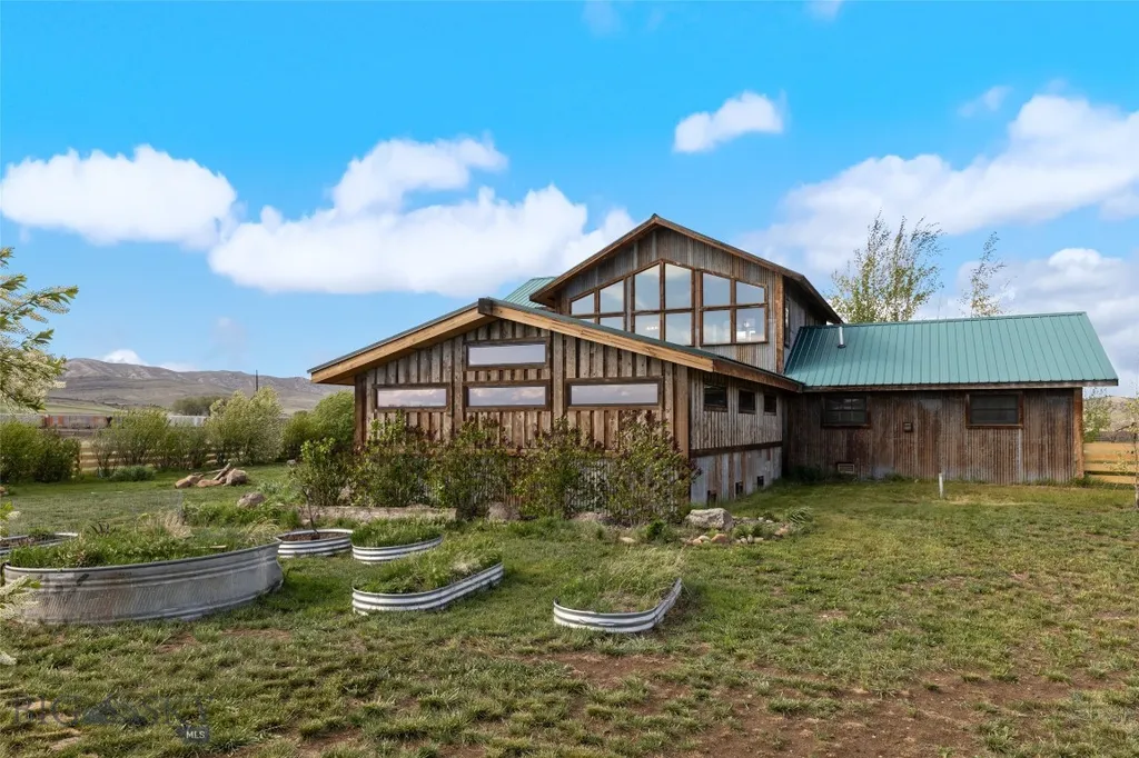 11111 Juniper Three Forks MT 59752