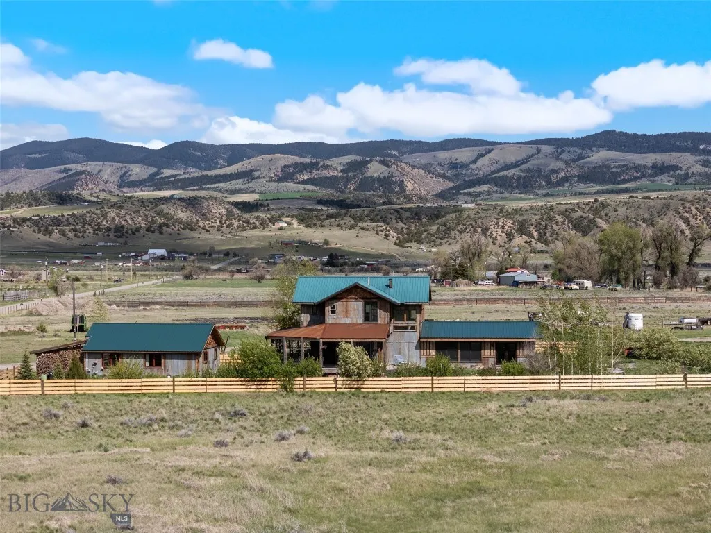 11111 Juniper Three Forks MT 59752