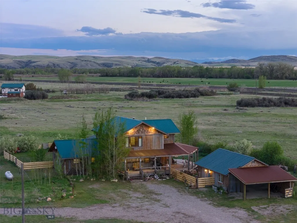 11111 Juniper Three Forks MT 59752