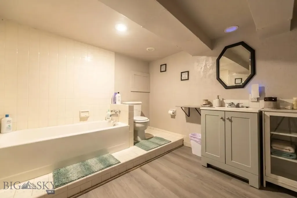 1 Carkeek Lane Cameron MT 59720