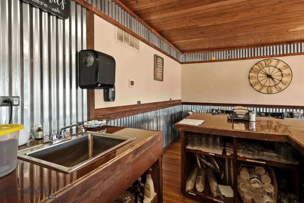 201 S Main Street Sheridan MT 59749