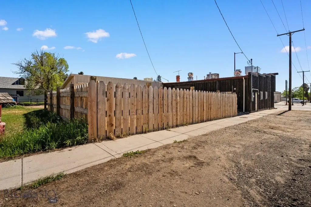 201 S Main Street Sheridan MT 59749