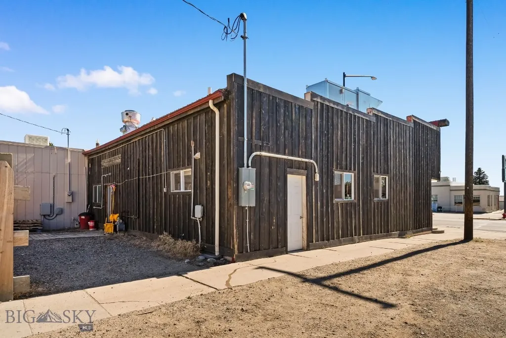 201 S Main Street Sheridan MT 59749