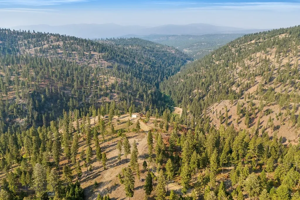 6300 Camas Creek Road Bonner MT 59823