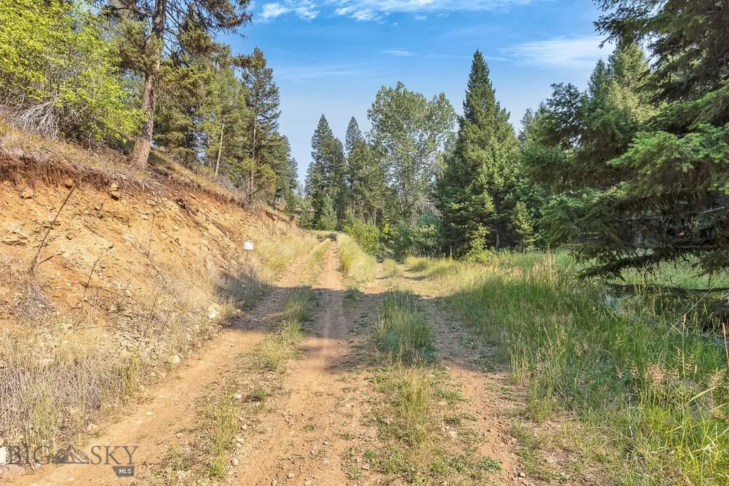 6300 Camas Creek Road Bonner MT 59823