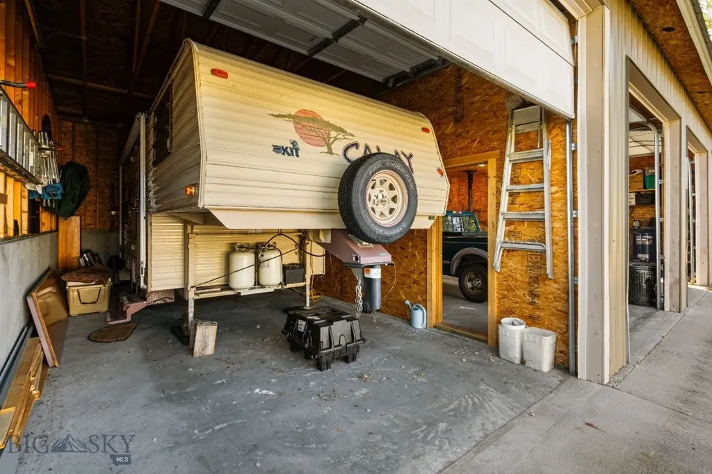5545 Us 287 Highway Mcallister MT 59740