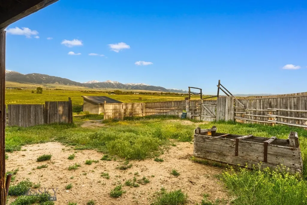 5545 Us 287 Highway Mcallister MT 59740