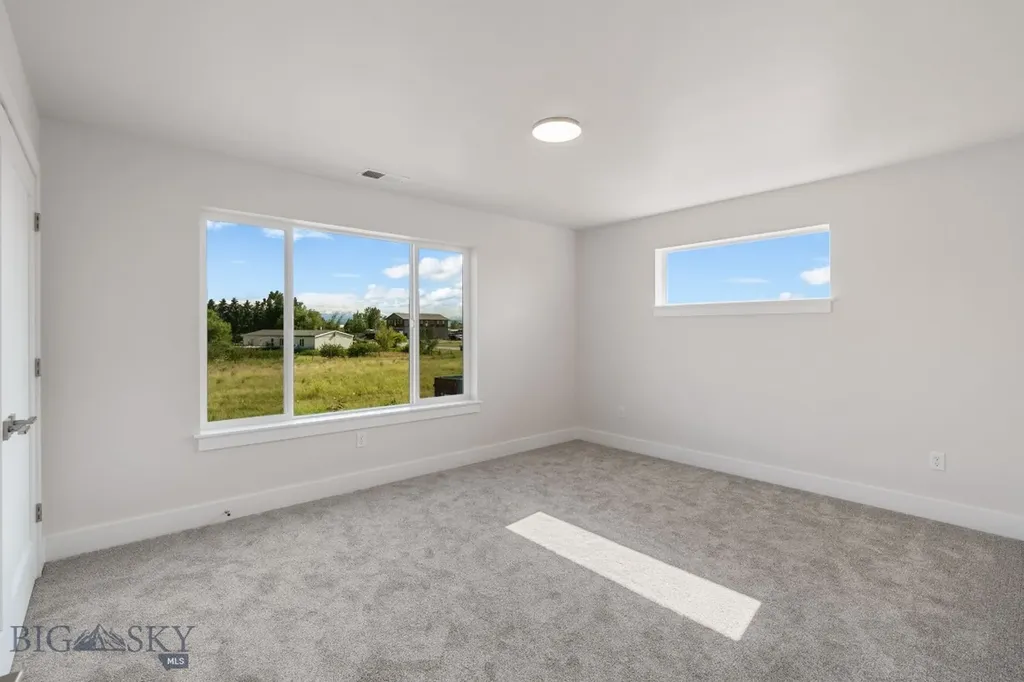 813 Spaniel Lane Belgrade MT 59714