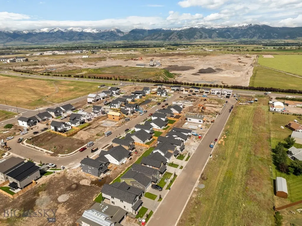 813 Spaniel Lane Belgrade MT 59714