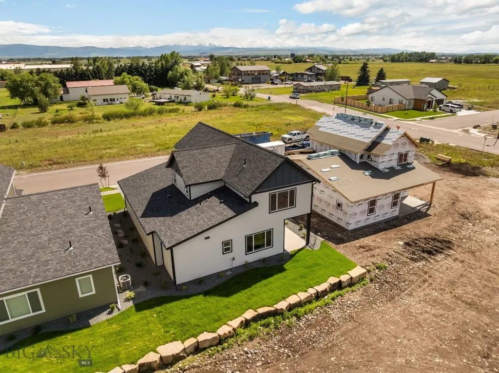 813 Spaniel Lane Belgrade MT 59714
