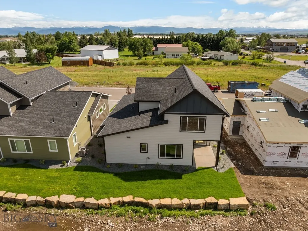 813 Spaniel Lane Belgrade MT 59714
