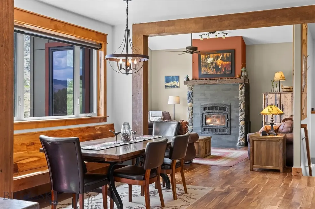 521 Us Highway 89 S Gardiner MT 59030