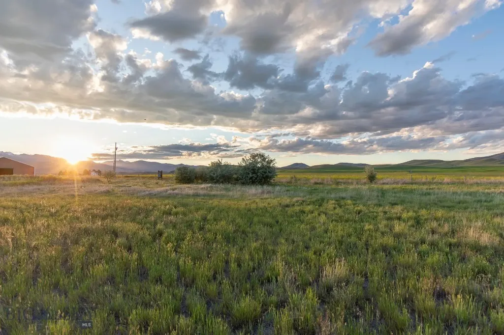 Tbd Ennis Lake Road Mcallister MT 59729