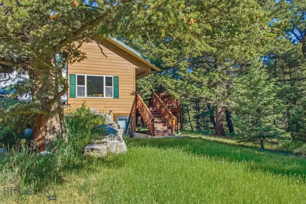 64758 Gallatin Road Gallatin Gateway MT 59730