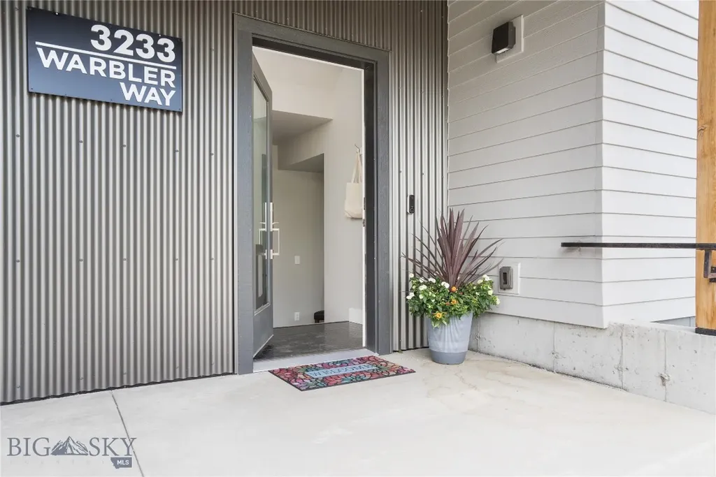 3233 Warbler Way Bozeman MT 59718