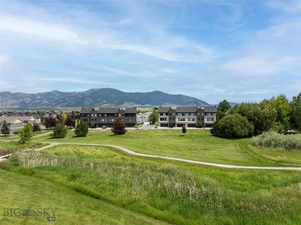 3233 Warbler Way Bozeman MT 59718