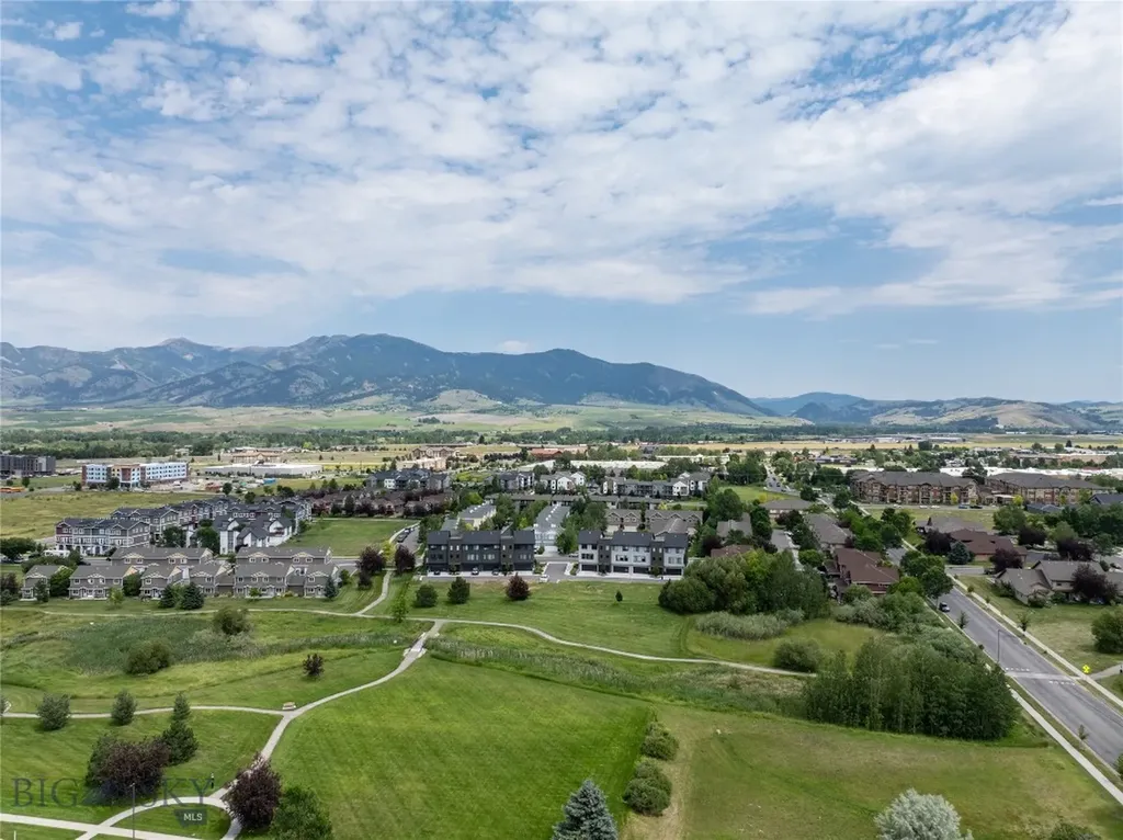 3233 Warbler Way Bozeman MT 59718