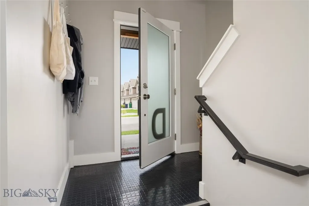 3233 Warbler Way Bozeman MT 59718