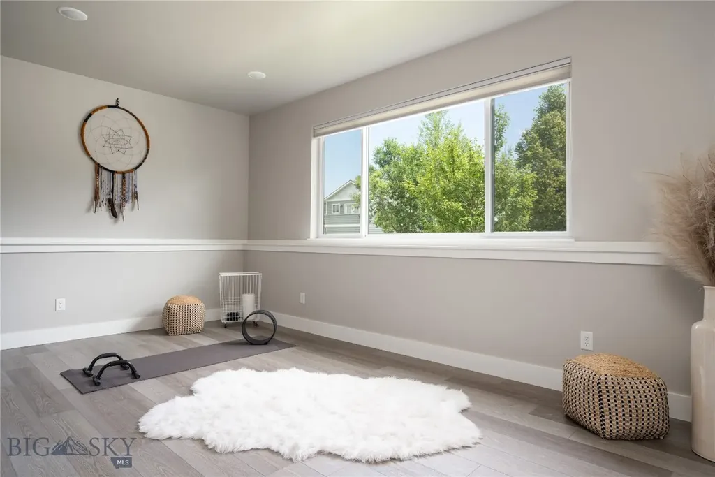 3233 Warbler Way Bozeman MT 59718