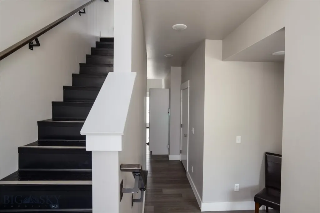 3233 Warbler Way Bozeman MT 59718