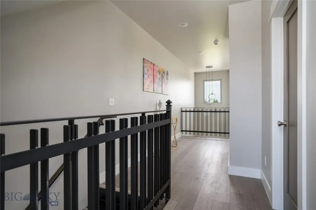 3233 Warbler Way Bozeman MT 59718