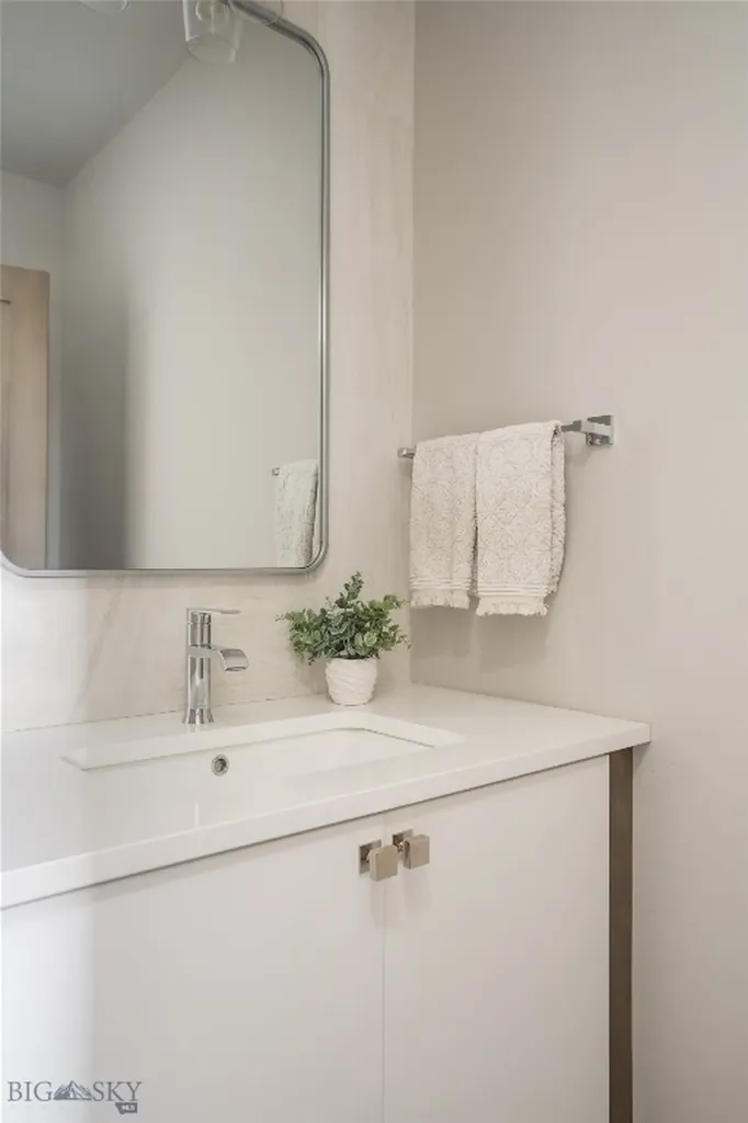 3233 Warbler Way Bozeman MT 59718
