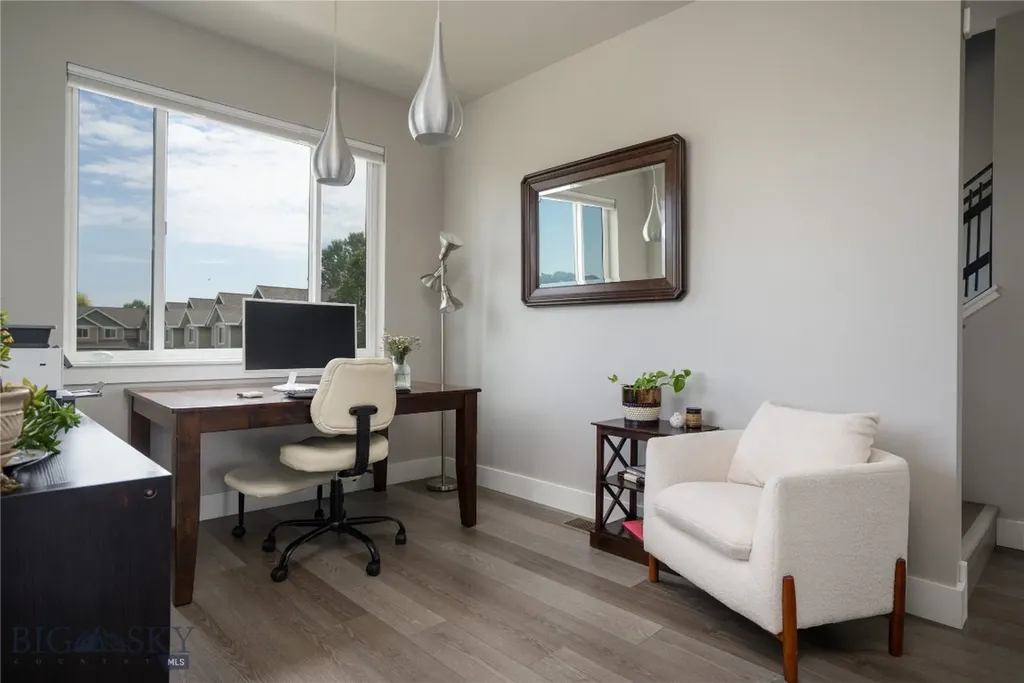 3233 Warbler Way Bozeman MT 59718