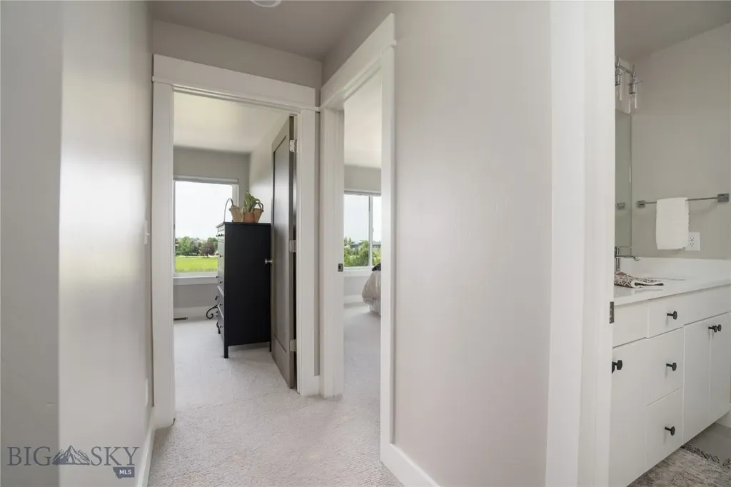 3233 Warbler Way Bozeman MT 59718