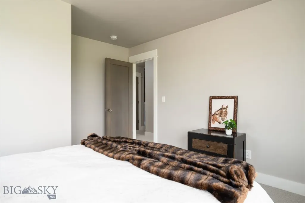 3233 Warbler Way Bozeman MT 59718