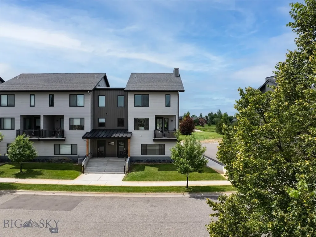 3233 Warbler Way Bozeman MT 59718